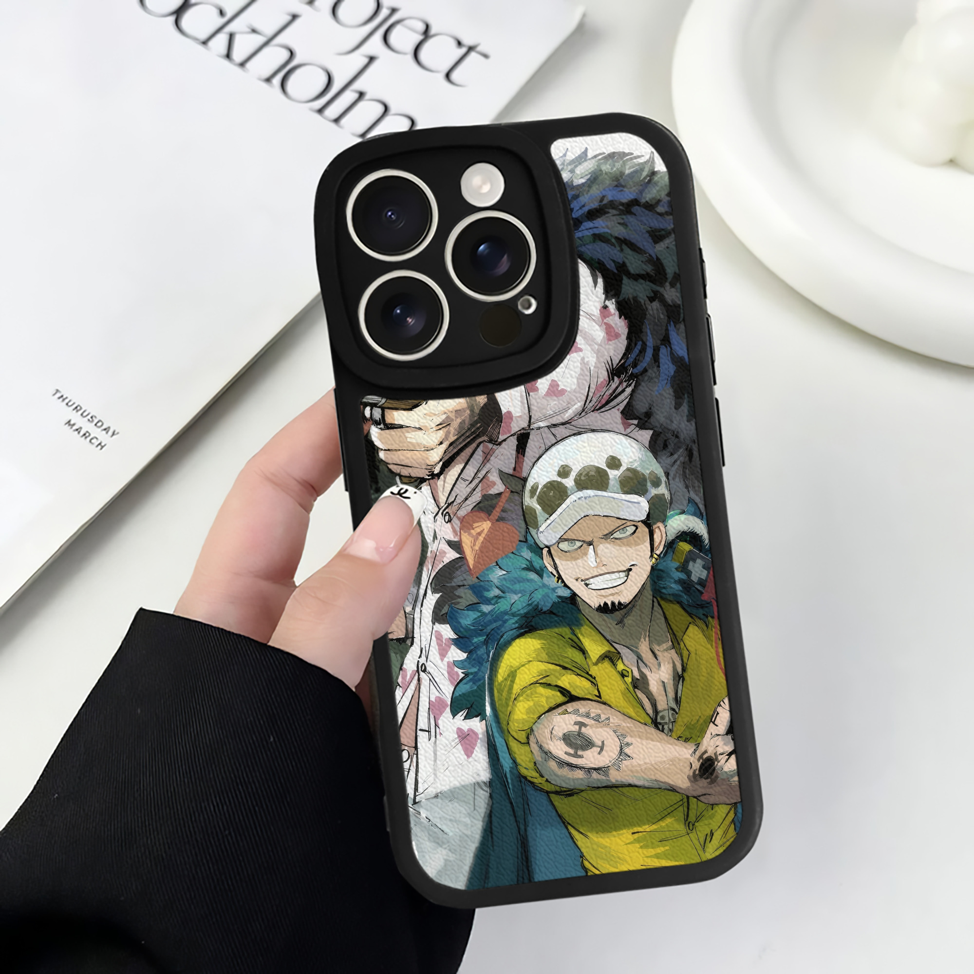 （画像用） ワンピース ONE PIECE 【iPhone 16シリーズ対応】シリコンスマホケース（レザー調） 材質：シリコン